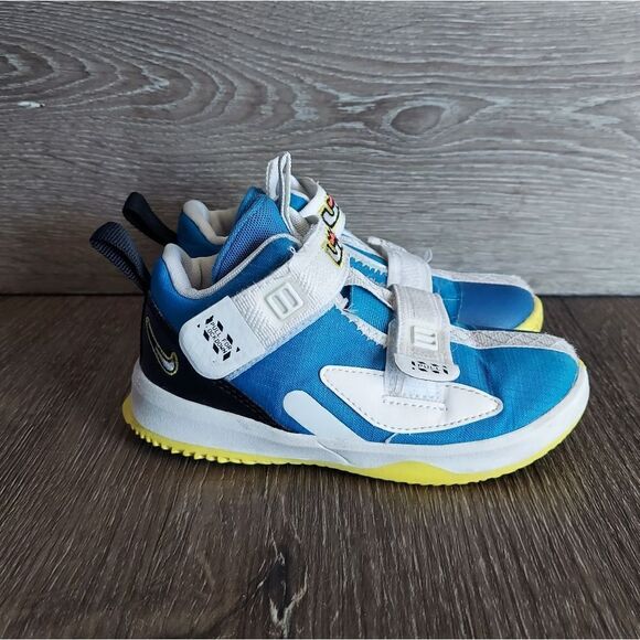 Nike LeBron Soldier 13 'Light Photo Blue Crimson' CI7524-401 Size 8C - Picture 1 of 11